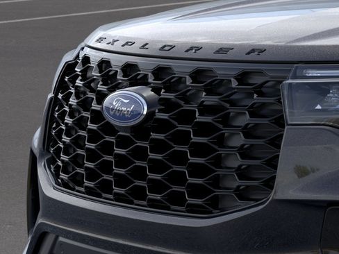New 2026 Ford Explorer ST-Line w/ ST-Line Street Pack RWD image 17