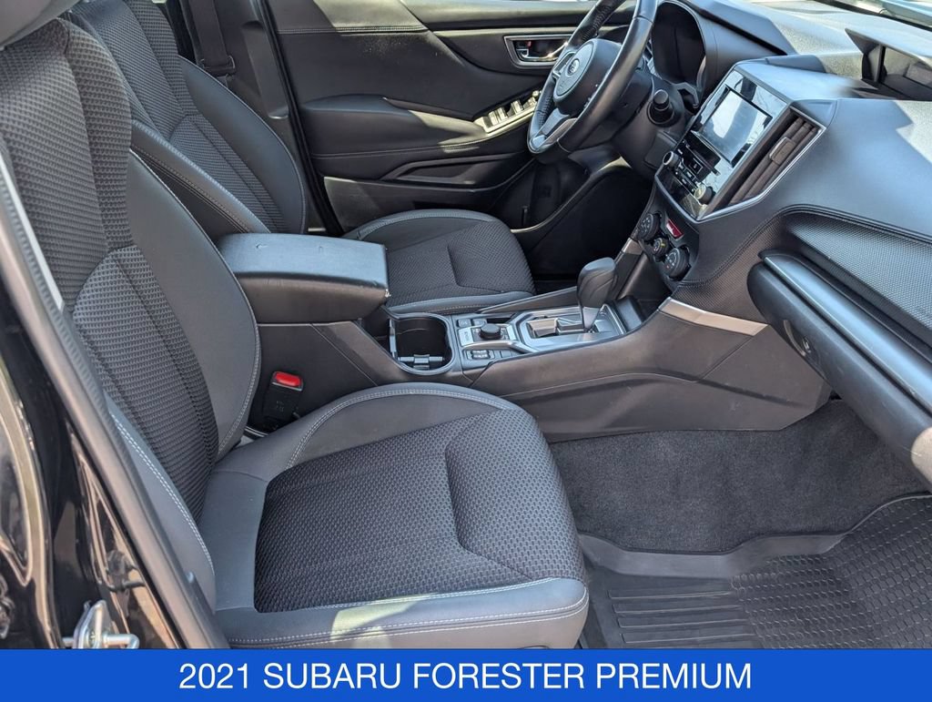 Used 2021 Subaru Forester Premium AWD/4WD image 31