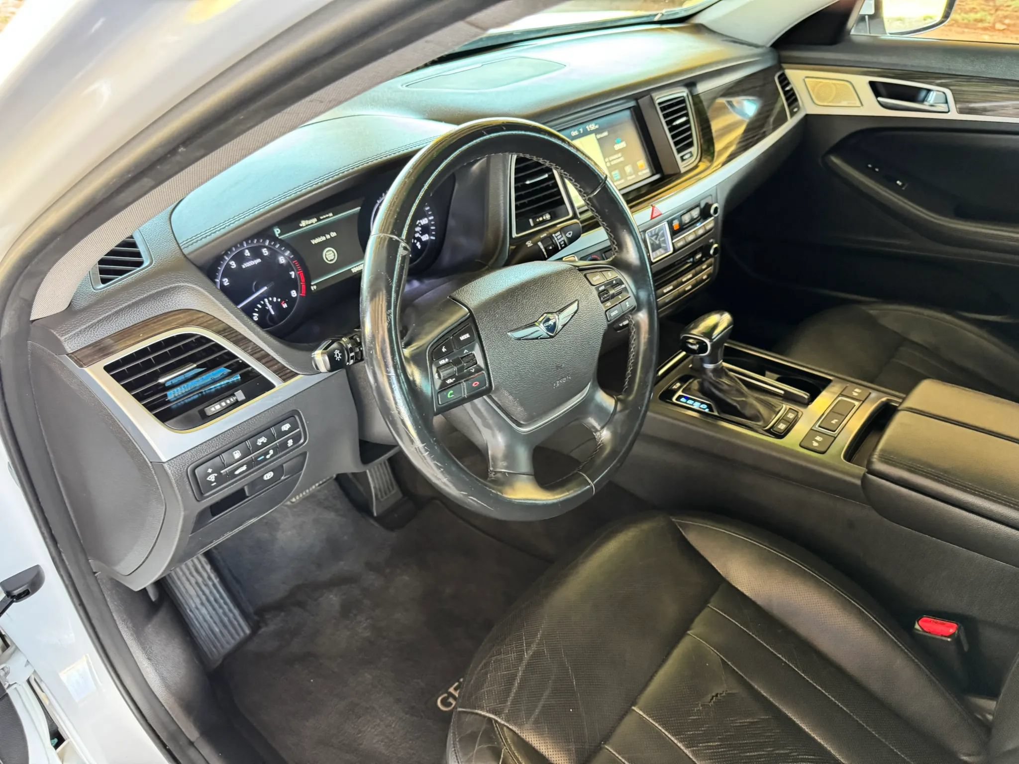 Used 2018 Genesis G80 3.8 w/ Option Group 02 RWD image 10
