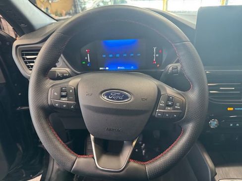 Used 2025 Ford Escape ST-Line Select w/ Tech Pack #1 image 19