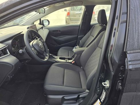 Used 2025 Toyota Corolla LE image 23