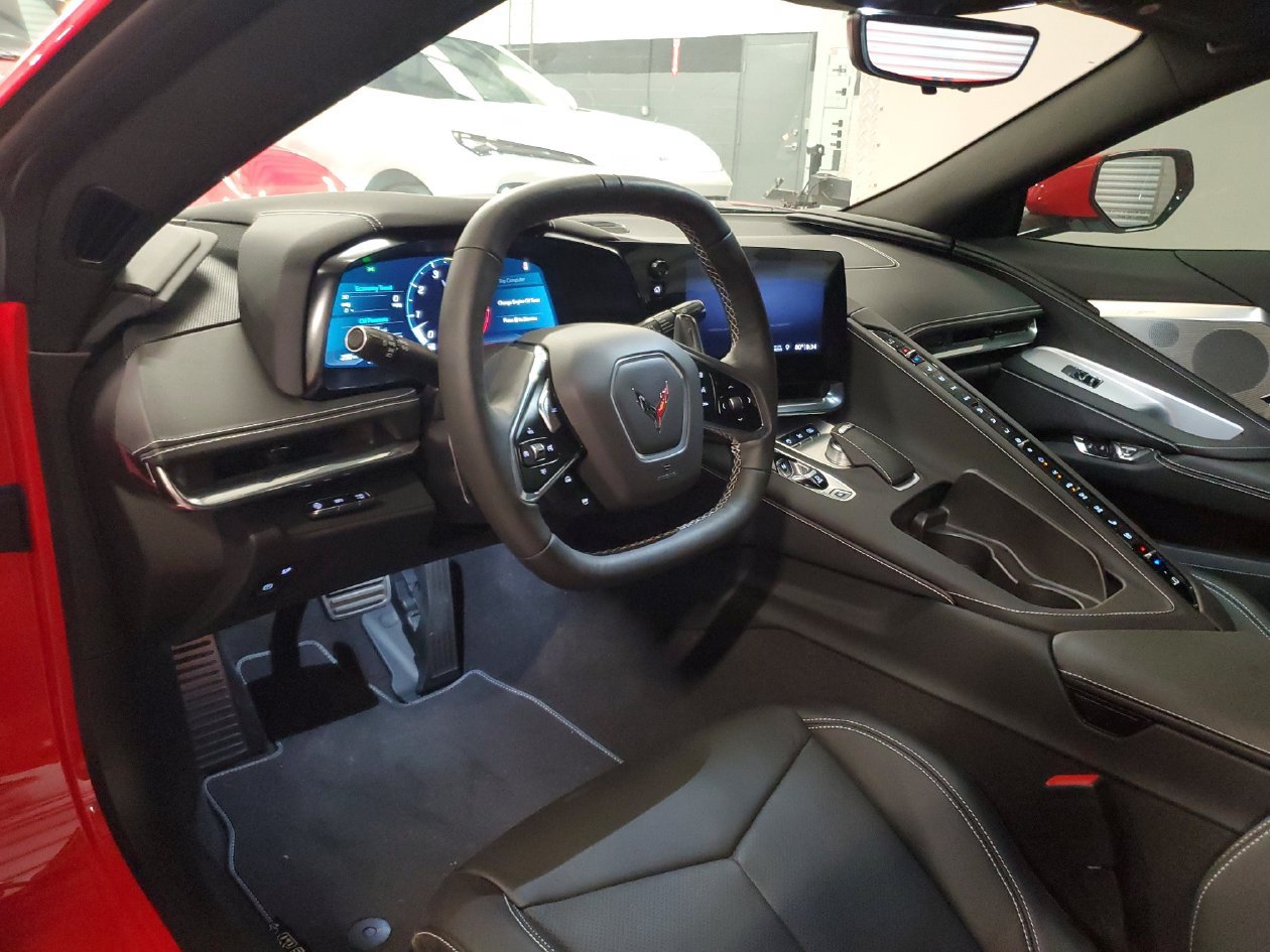 Used 2020 Chevrolet Corvette Stingray Preferred Cpe w/ 2LT Preferred Equipment Group RWD image 13