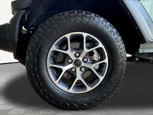 Used 2024 Jeep Wrangler Unlimited Sport AWD/4WD image 34