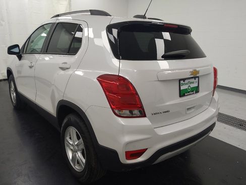 Used 2022 Chevrolet Trax LT w/ Driver Confidence Package AWD/4WD image 5