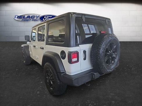 Used 2022 Jeep Wrangler Unlimited Sport image 4