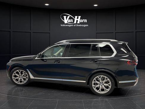 Used 2023 BMW X7 xDrive40i AWD/4WD image 4