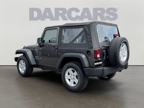 Used 2017 Jeep Wrangler Sport w/ Quick Order Package 24S AWD/4WD image 3