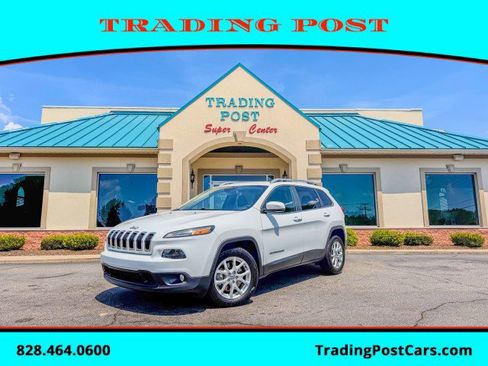 Used 2015 Jeep Cherokee Latitude FWD image 1