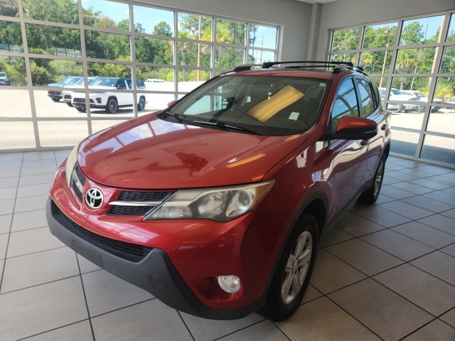 Used 2014 Toyota RAV4 XLE AWD/4WD image 5