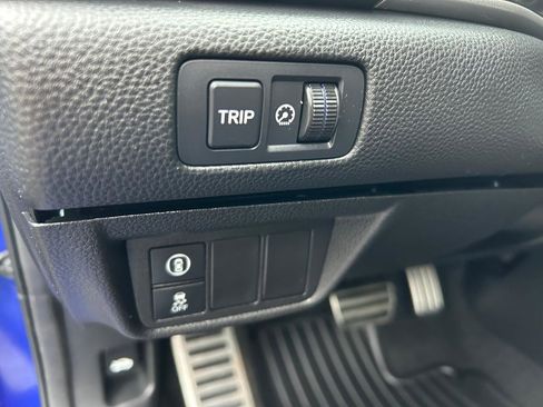 Used 2022 Honda Accord Sport image 11