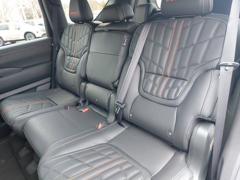 New 2025 Nissan Armada PRO-4X image 15