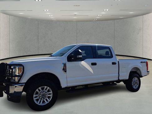 Used 2019 Ford F250 XLT image 8