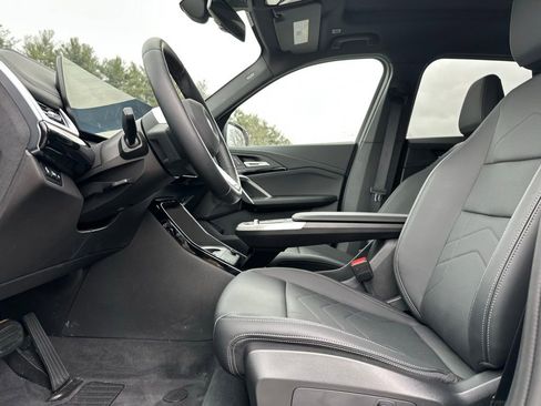 Used 2025 BMW X1 xDrive28i w/ Technology Package image 13