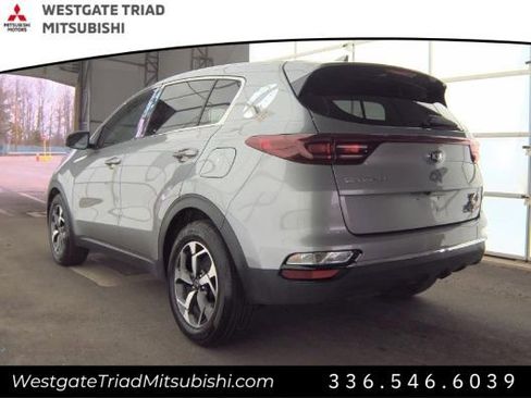 Used 2021 Kia Sportage LX image 6