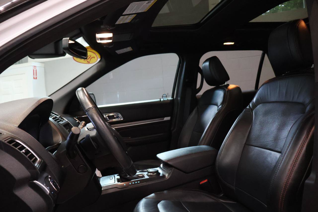 Used 2018 Ford Explorer Sport AWD/4WD image 10
