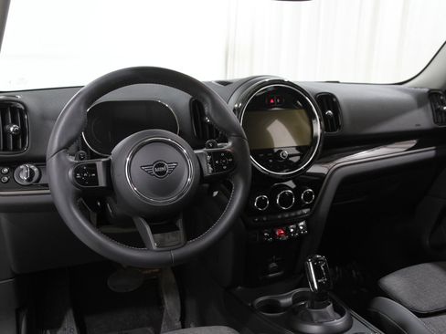 Certified 2024 MINI Cooper Countryman S image 6