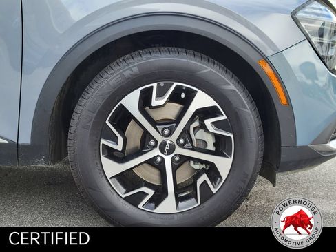 Used 2024 Kia Sportage EX FWD image 11