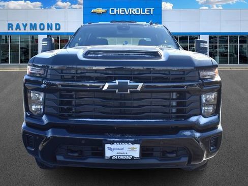 New 2026 Chevrolet Silverado 2500 Custom w/ Custom Value Package image 9