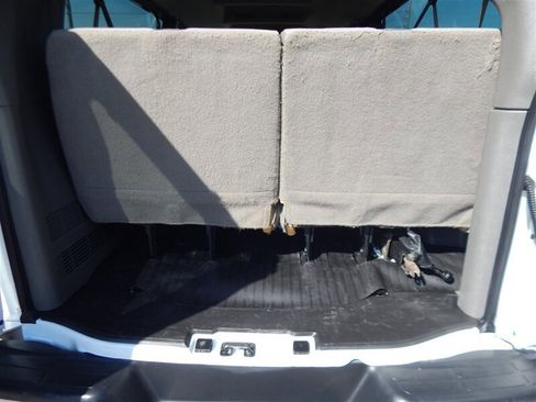 Used 2017 Chevrolet Express 3500 LT w/ LT Preferred Equipment Group image 9