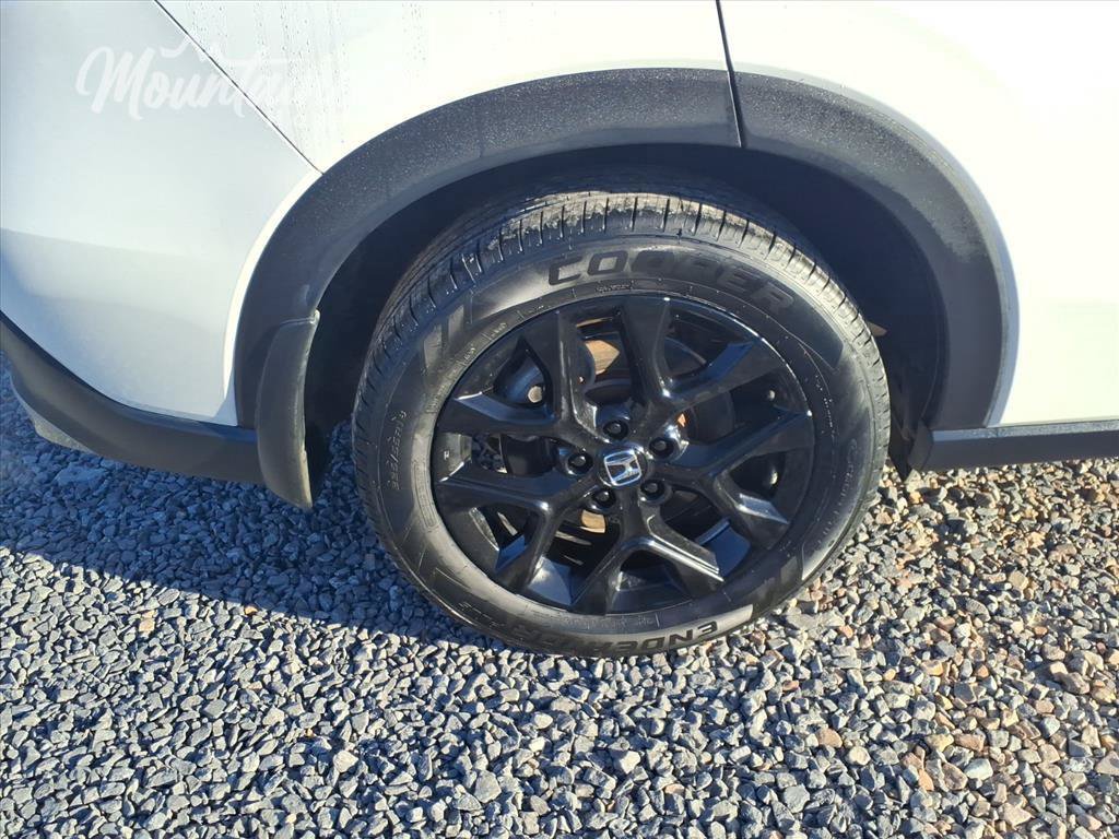 Used 2025 Honda HR-V Sport image 12