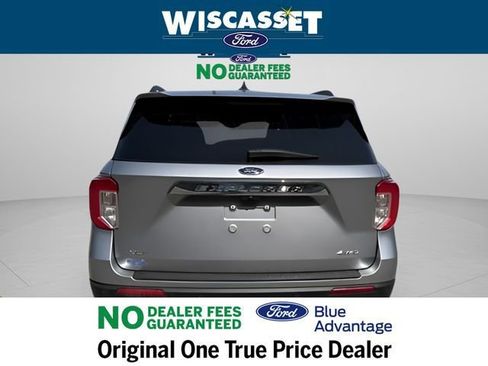 Certified 2022 Ford Explorer XLT w/ Equipment Group 202A image 37