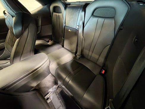 Used 2021 Lexus LC 500 Convertible image 19