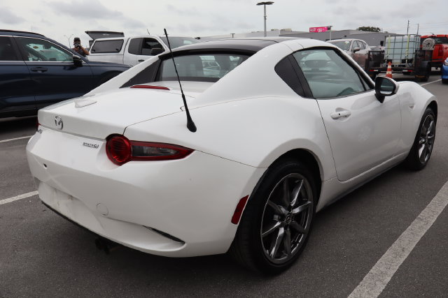 Used 2022 MAZDA MX-5 Miata RF Grand Touring w/ Weather Package RWD image 2