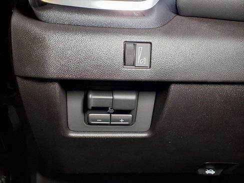 New 2026 GMC Canyon Elevation RWD image 17