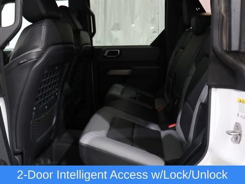 Used 2022 Ford Bronco Black Diamond AWD/4WD image 11