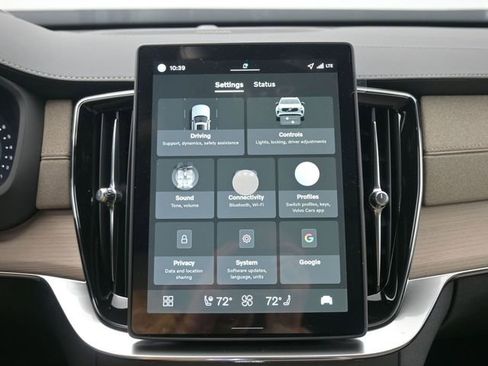 New 2026 Volvo XC90 B6 Ultra w/ Lounge Package image 16