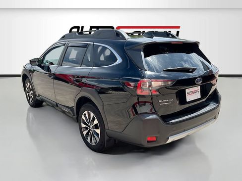 Used 2024 Subaru Outback Limited AWD/4WD image 5
