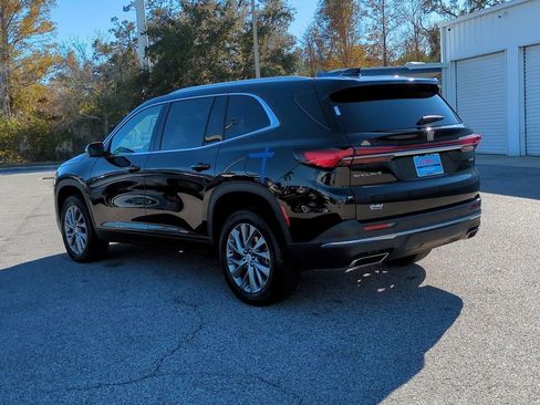 Used 2025 Buick Enclave Preferred image 7