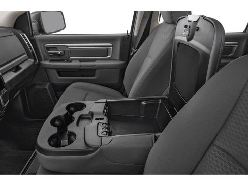 Used 2022 RAM 1500 Classic SLT w/ Protection Group AWD/4WD image 37