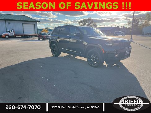 New 2025 Jeep Grand Cherokee Limited w/ Luxury Tech Group II image 7