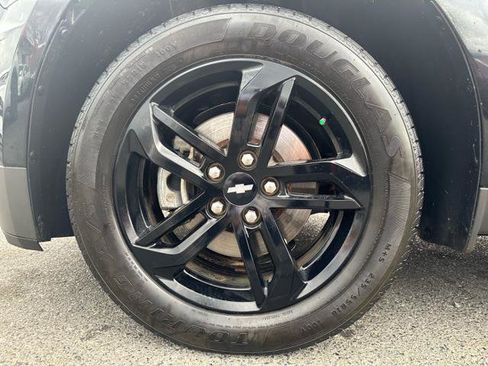 Used 2017 Chevrolet Equinox LT w/ Midnight Edition image 24