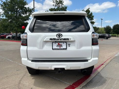 Used 2024 Toyota 4Runner SR5 Premium w/ Moonroof Package AWD/4WD image 7