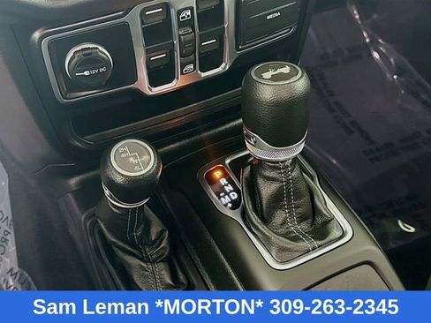 Used 2024 Jeep Wrangler Sahara w/ Technology Group image 17