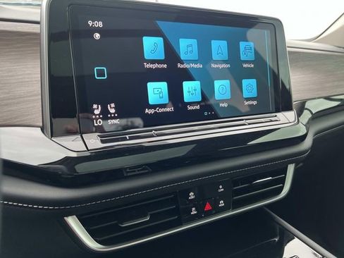 New 2026 Volkswagen Atlas SEL AWD/4WD image 18