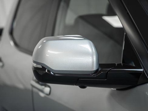 Used 2024 Toyota Tundra Platinum image 18