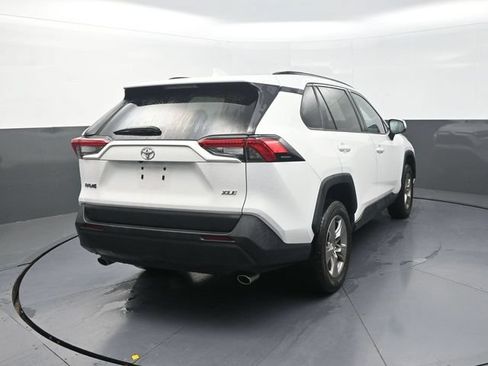 Used 2024 Toyota RAV4 XLE FWD image 8