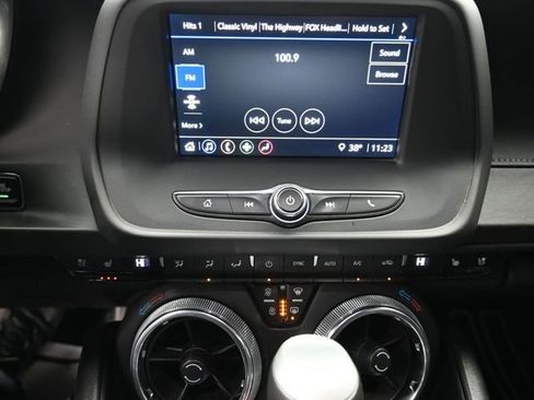 Used 2022 Chevrolet Camaro LT image 37