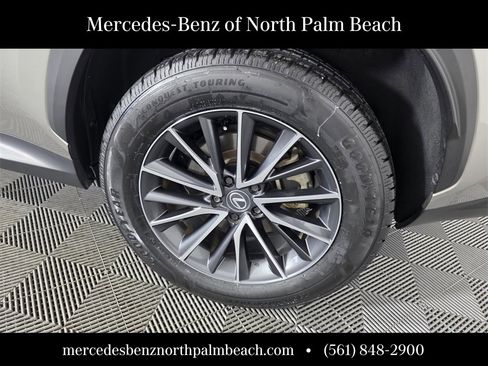 Used 2024 Lexus NX 250 FWD image 18