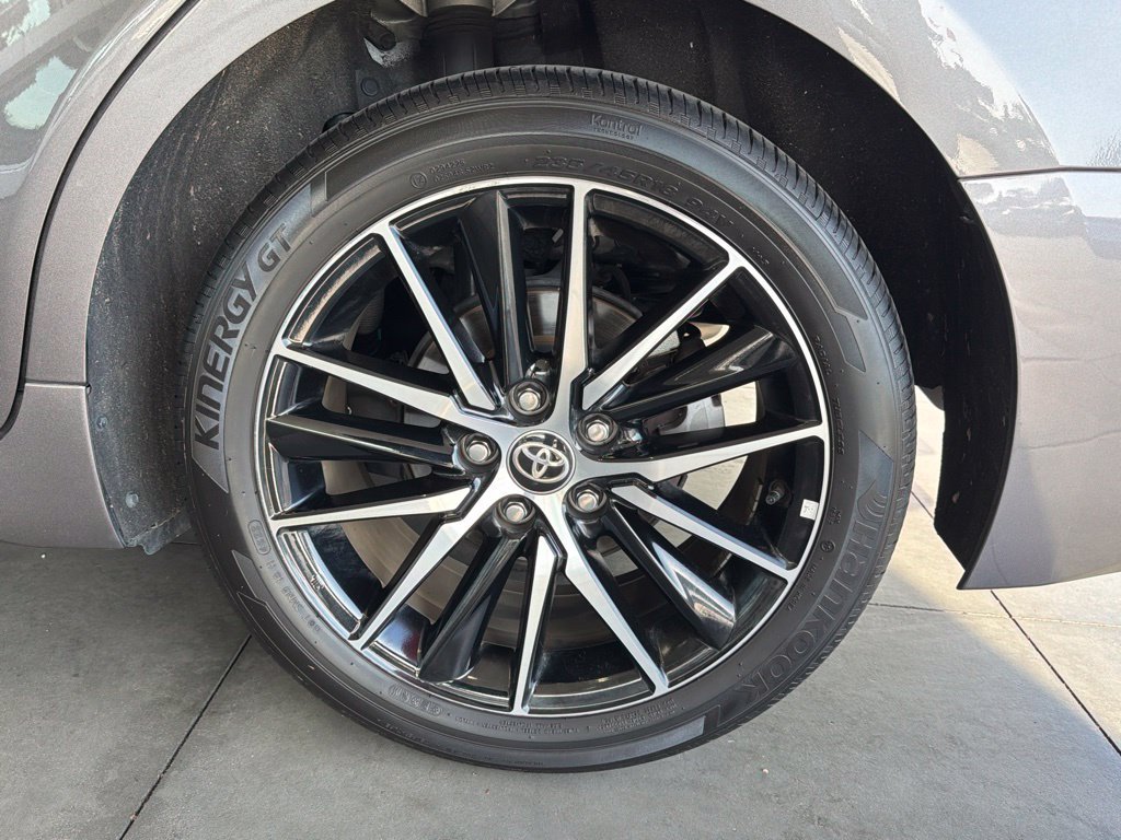 Certified 2024 Toyota Camry SE FWD image 17