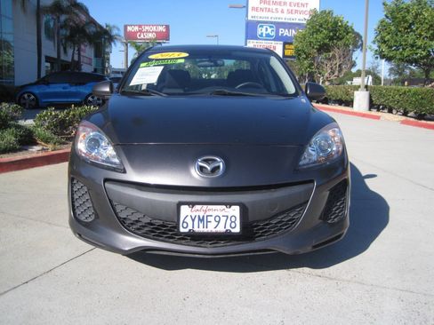 Used 2013 MAZDA MAZDA3 i Touring FWD image 13
