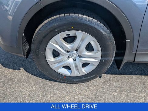 Used 2013 Toyota RAV4 LE AWD/4WD image 10