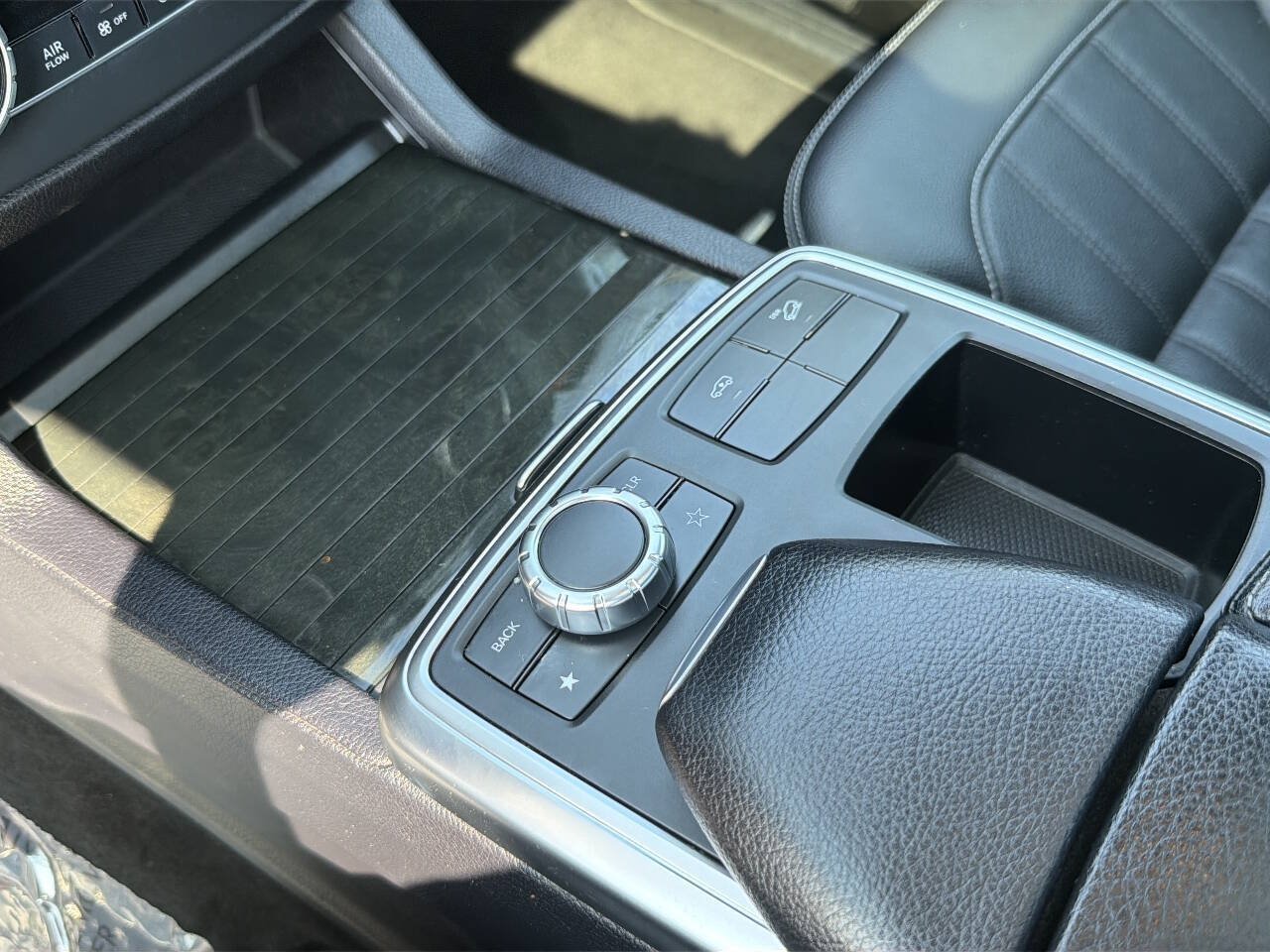Used 2016 Mercedes-Benz GL 450 4MATIC image 35
