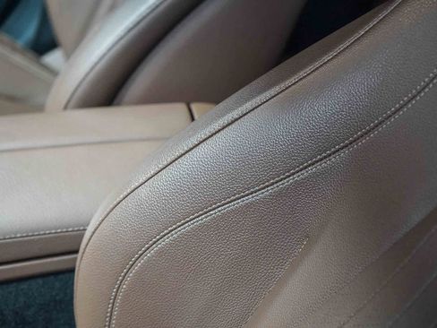 Used 2018 Mercedes-Benz E 300 image 20