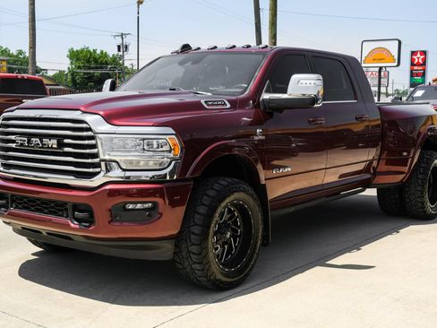 Used 2023 RAM 3500 Limited AWD/4WD image 8
