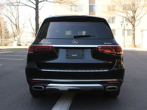 Used 2022 Mercedes-Benz GLS 450 4MATIC image 8