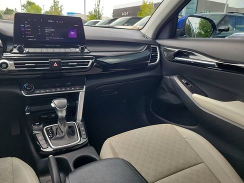 Certified 2023 Kia Seltos EX AWD/4WD image 12